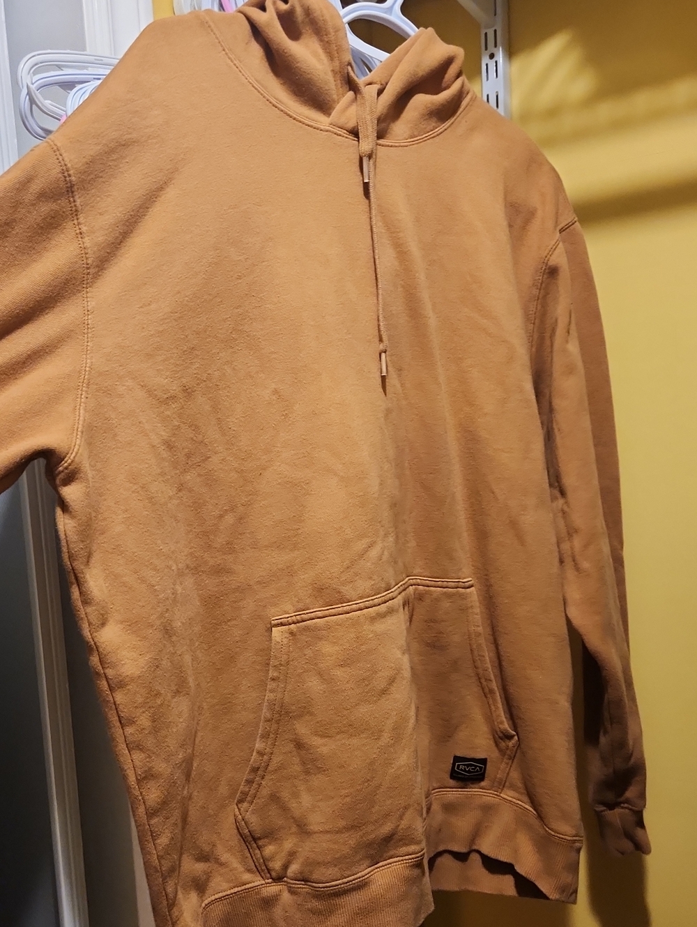 RVCA Men's Crewneck Hoodie in Camel Brown